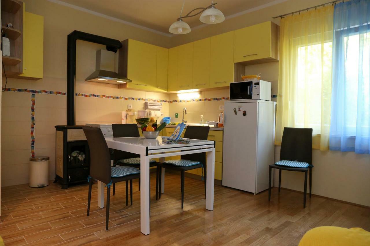 - Sidro Villa Jadranovo