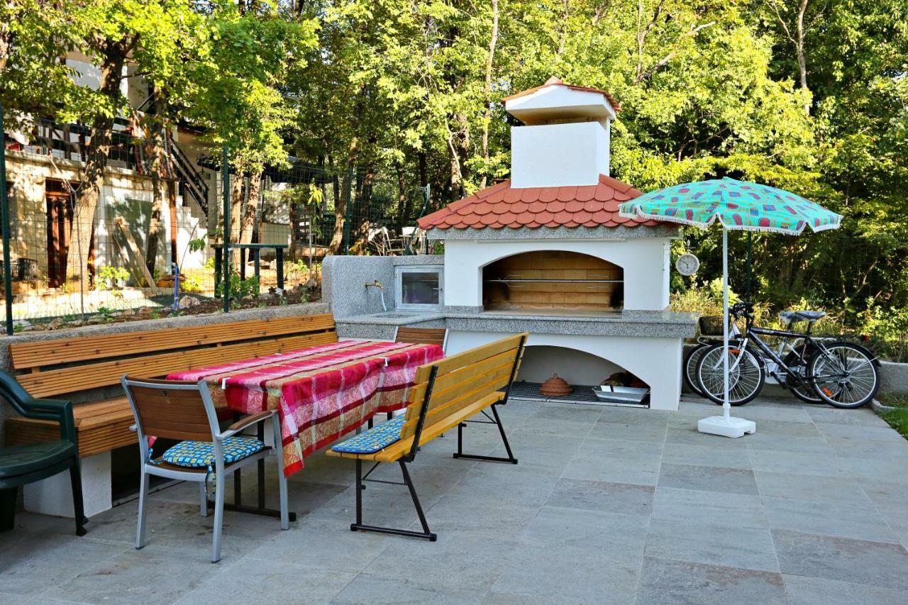 - Sidro Villa